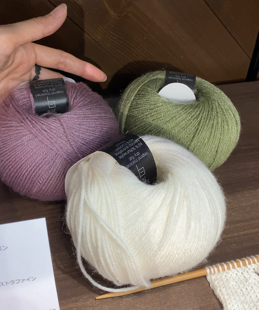 🧶 ウールなのに、まるでシルク ― Atelier Zitron「バランス」が生み出す、上品な艶としなやかさ ―