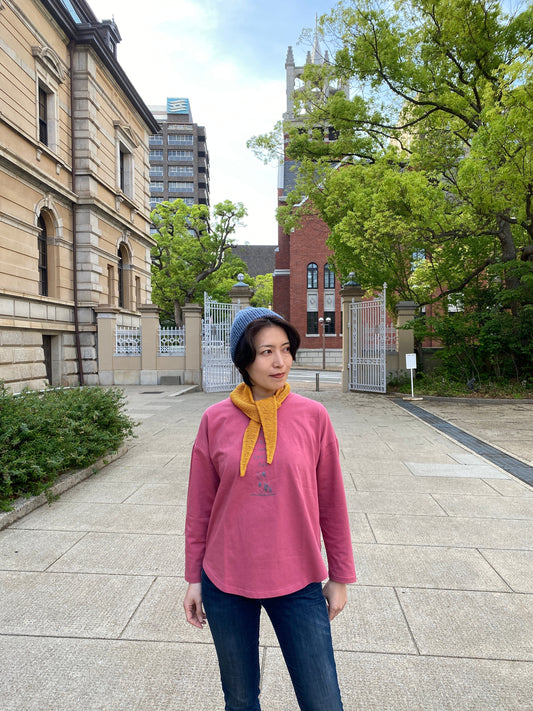 春の首元の「冷え・日焼け」を解決。麻の概念を覆す“絹のような肌触り”のスカーフ