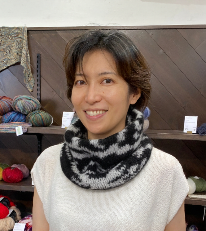 1玉で編めるスヌード｜極太毛糸でさっと仕上がる冬のあったか小物