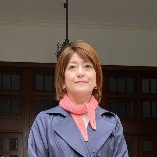 軽やかに巻けるソフィースカーフ｜毛糸 & 日本語文章パターン付きキット｜PetiteKnit：プチニット【即日発送】