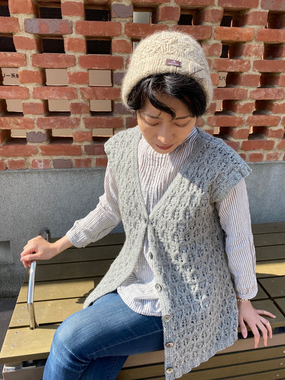 透かし模様が主役の《ウーマンズ レース》キット（毛糸とダウンロードパターン付き）
