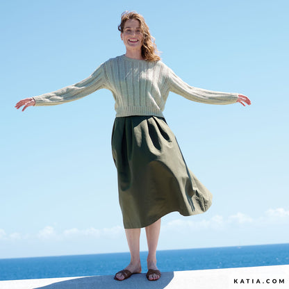 透かし模様のサマーセーター キット（毛糸とダウンロードパターン付き）Katia カティア