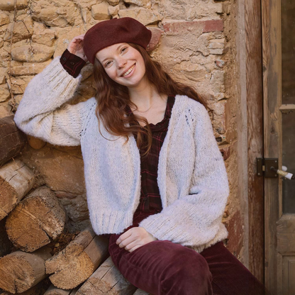 Katia：カティア カレッツァ